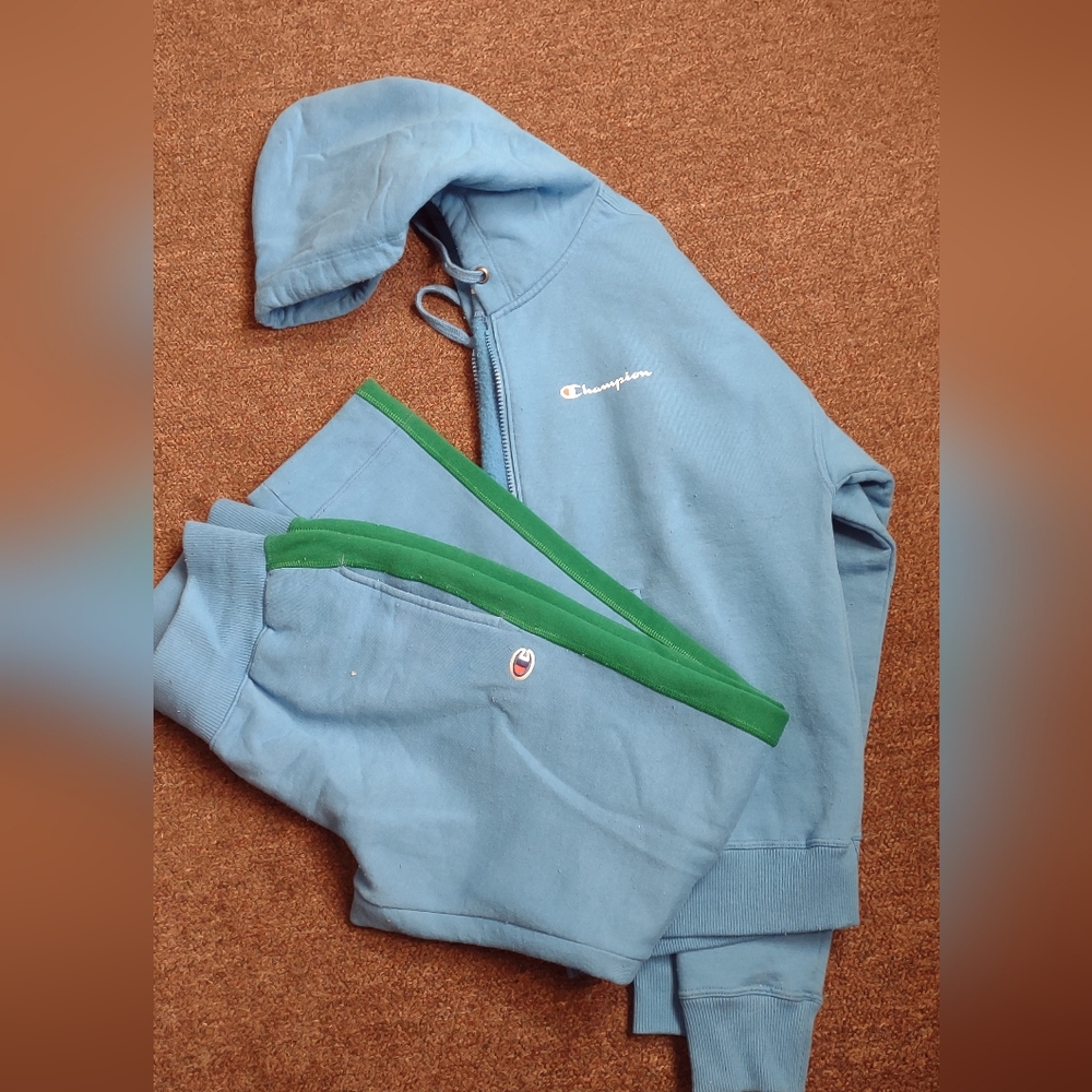 Champion sweat suit